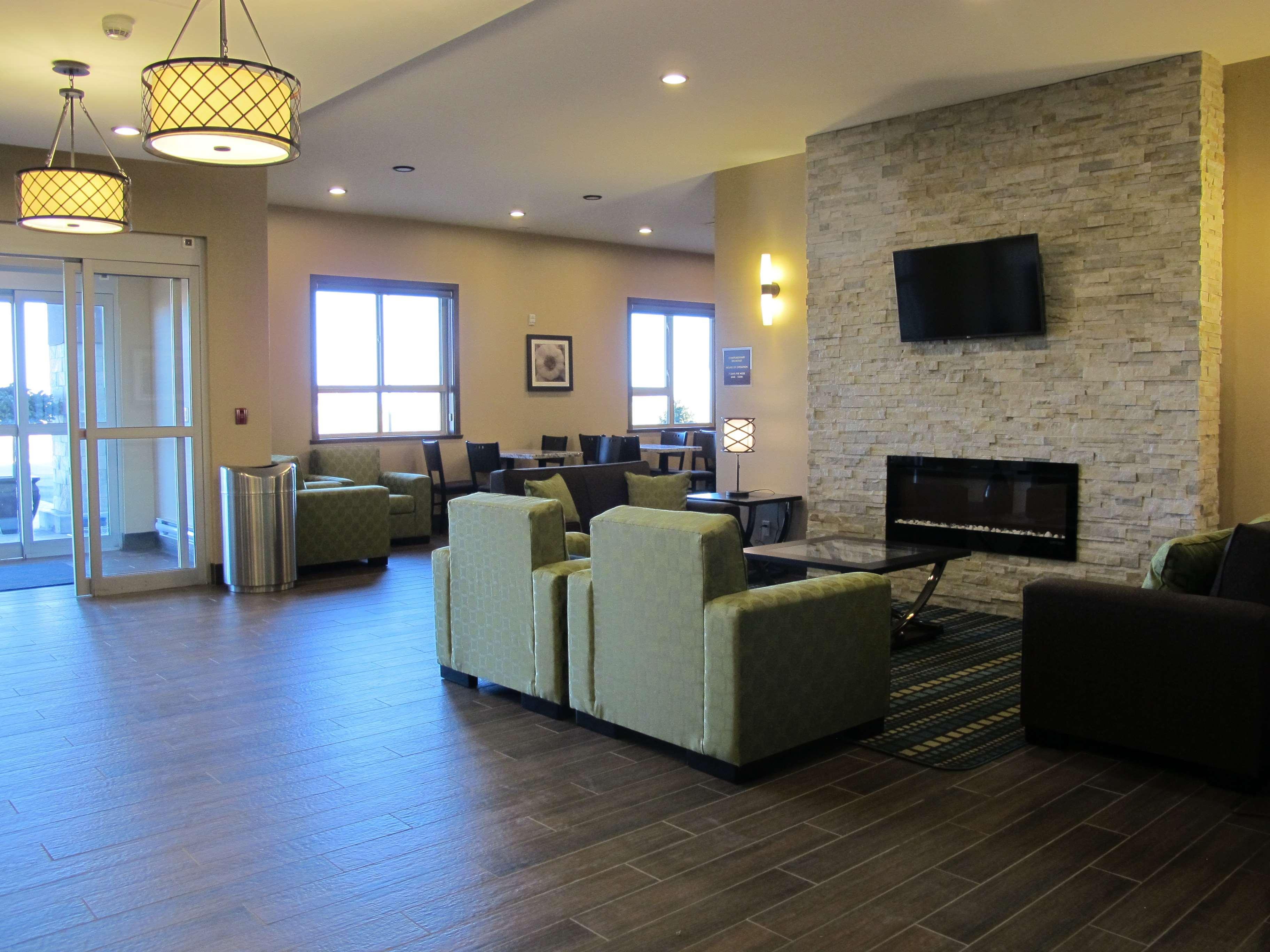 Western Airport 3*