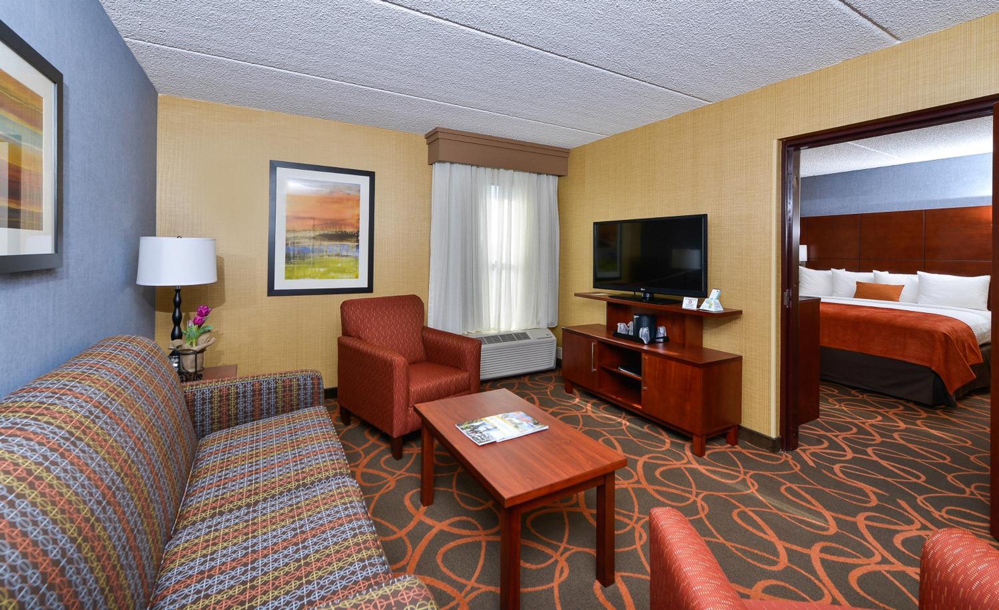 Western Airport 3*