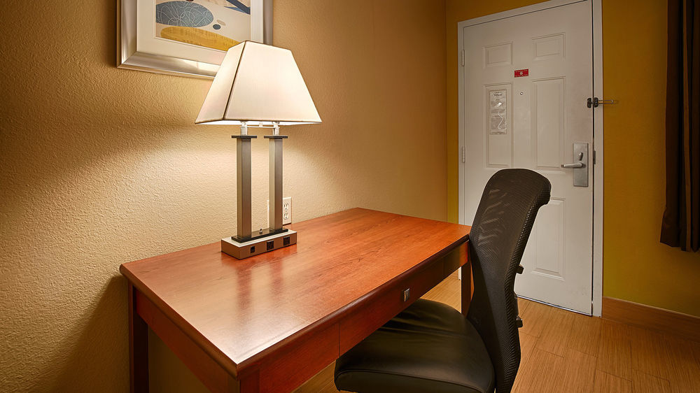 Western Airport Hotel 3*