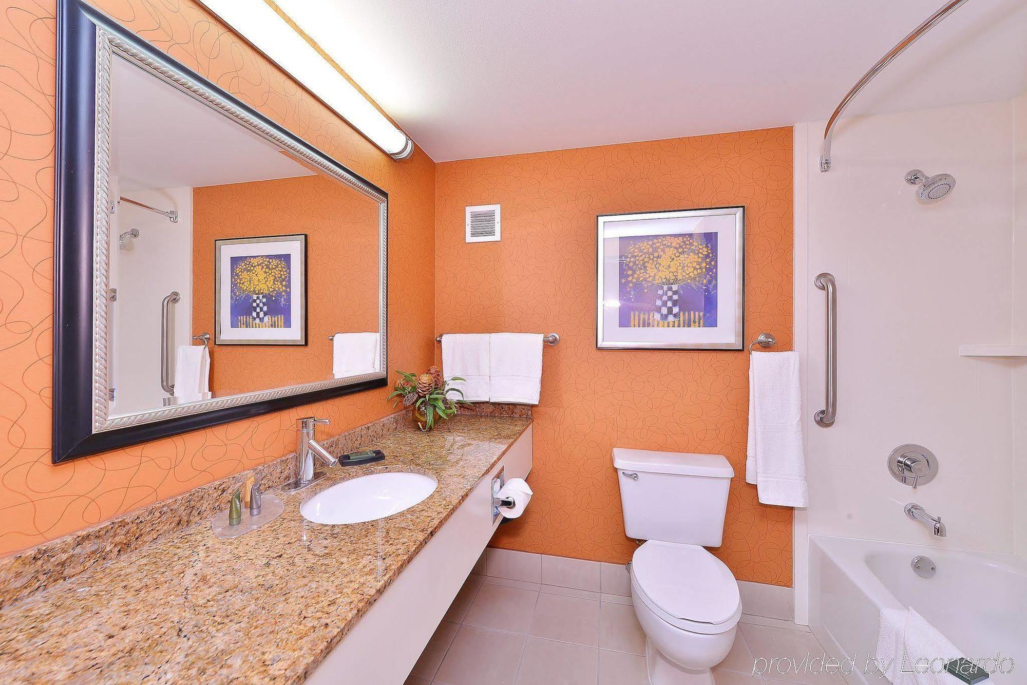 Western Airport Hotel Fresno