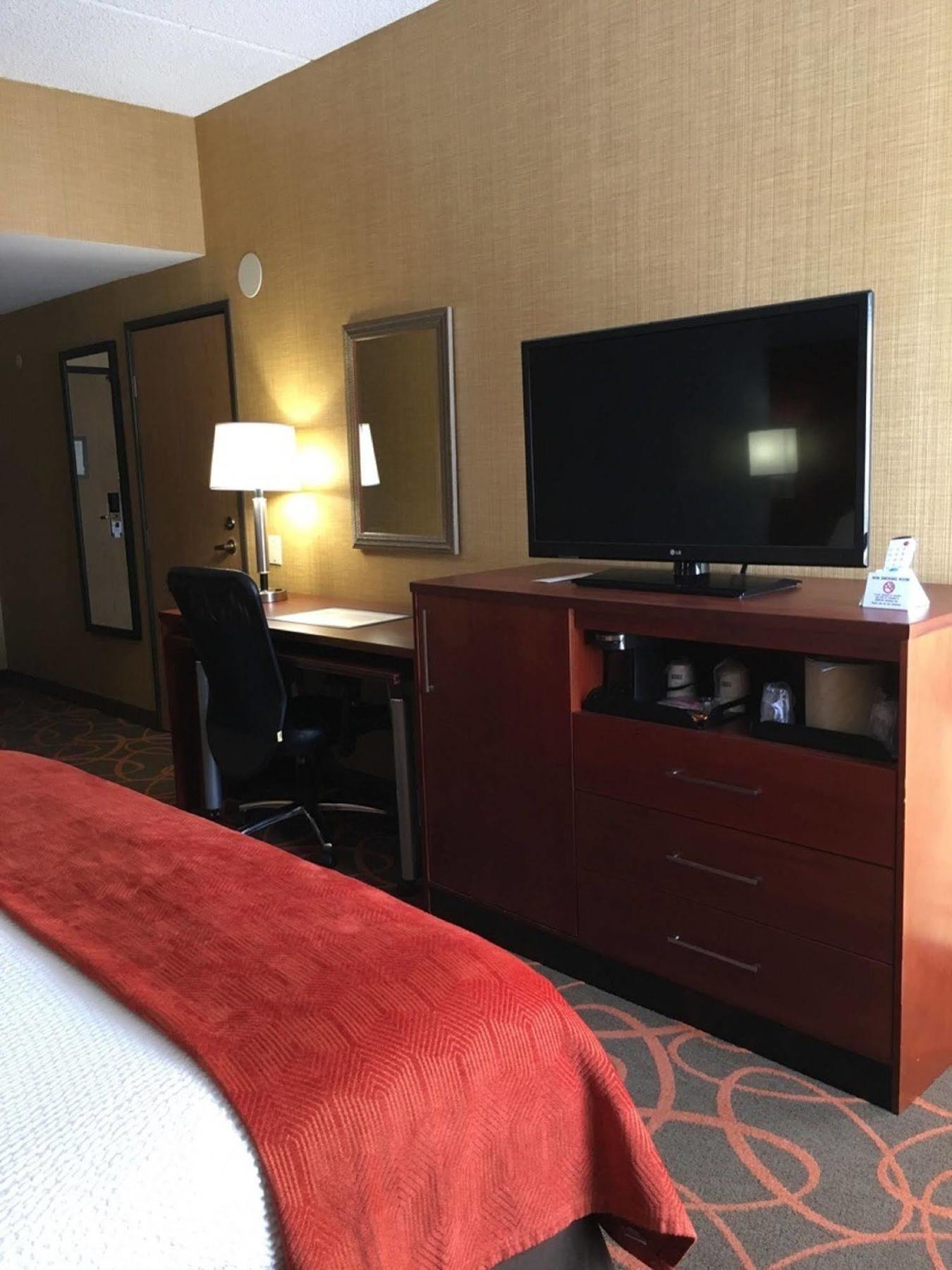 Western Airport Hotel 3*
