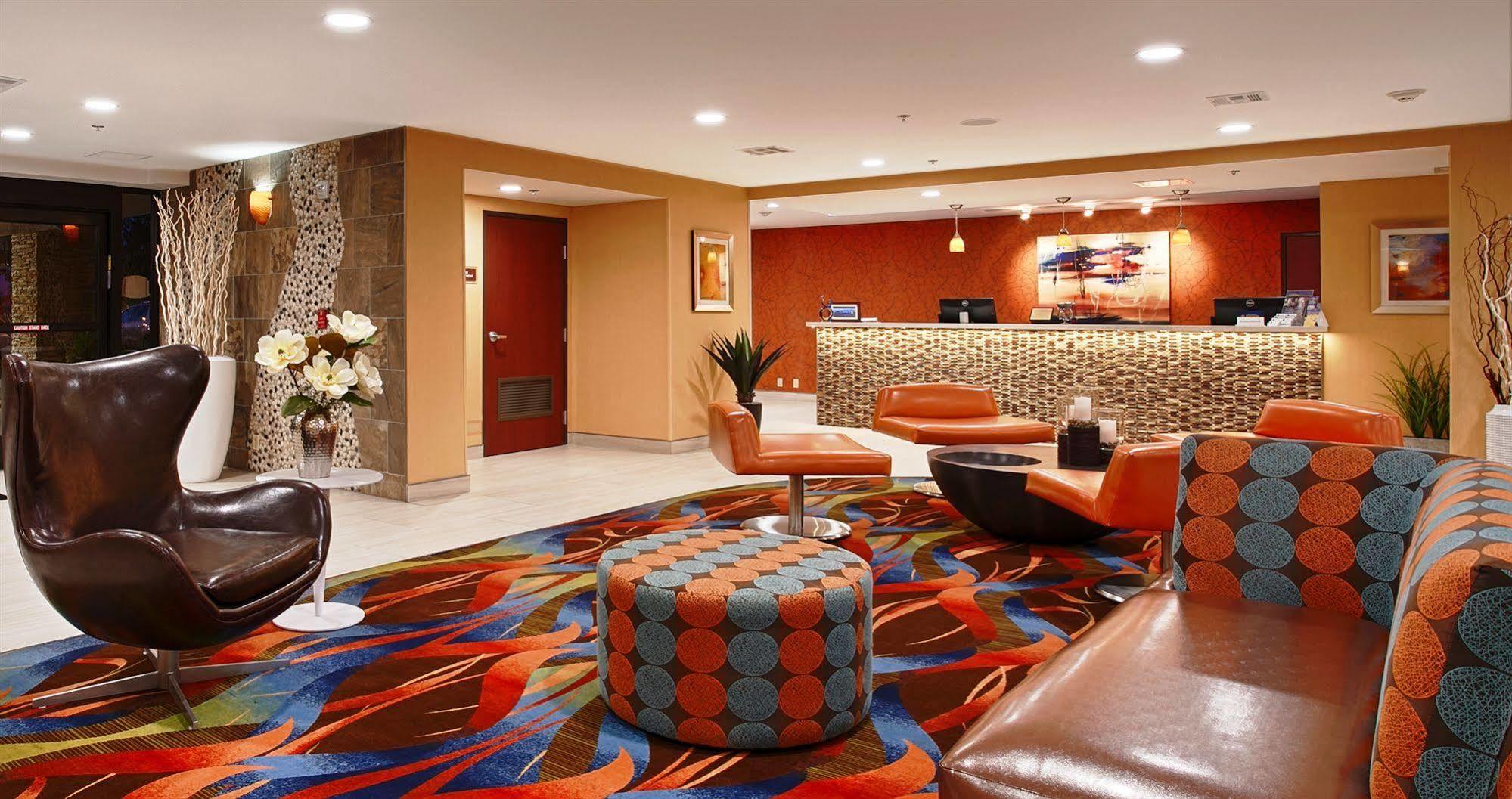 Hotel Western Airport 3*